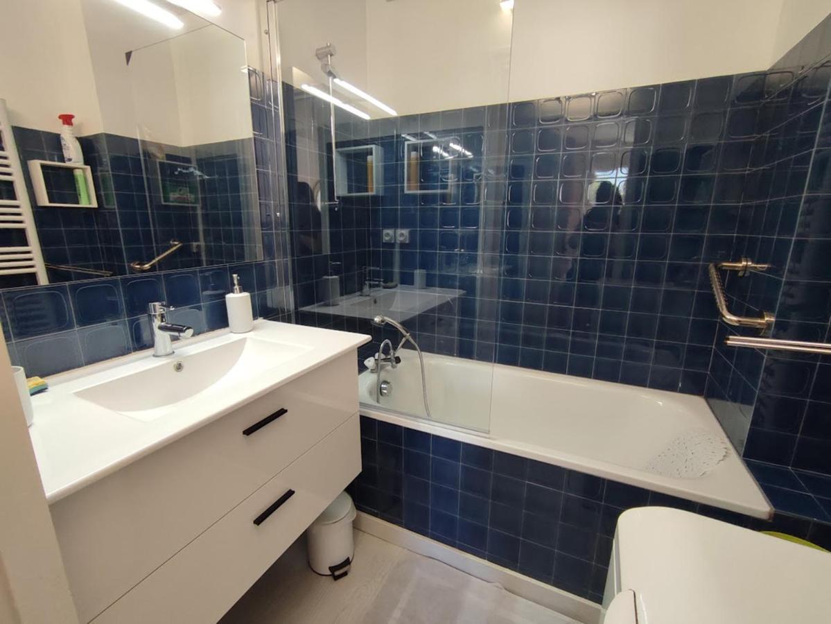 Chez Dominique, T2, Centre Ville, Vue Montagne, Wifi, 4 Personnes Bagnères-de-Luchon Εξωτερικό φωτογραφία