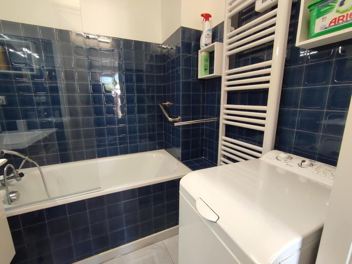 Chez Dominique, T2, Centre Ville, Vue Montagne, Wifi, 4 Personnes Bagnères-de-Luchon Εξωτερικό φωτογραφία