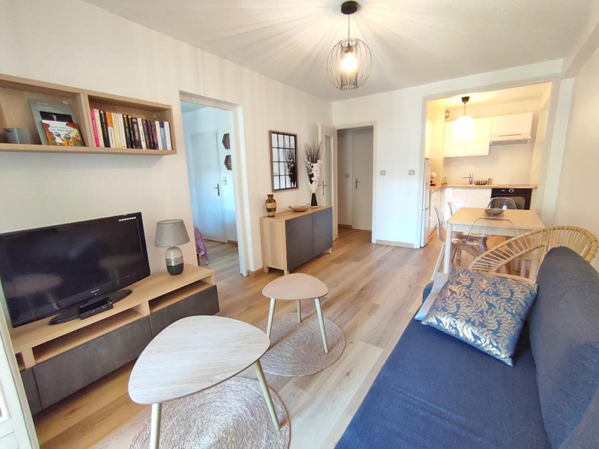 Chez Dominique, T2, Centre Ville, Vue Montagne, Wifi, 4 Personnes Bagnères-de-Luchon Εξωτερικό φωτογραφία