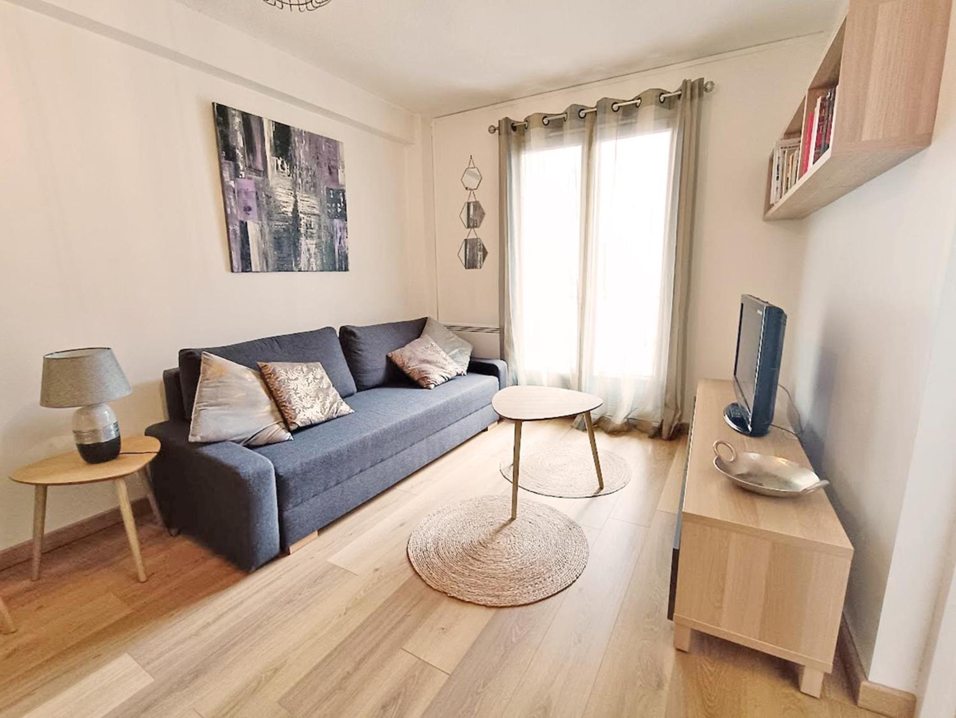 Chez Dominique, T2, Centre Ville, Vue Montagne, Wifi, 4 Personnes Bagnères-de-Luchon Εξωτερικό φωτογραφία